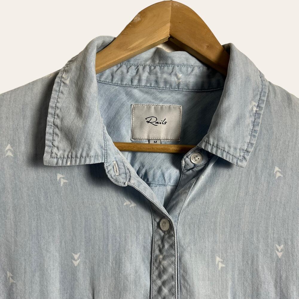 Rails Light Blue Chambray Arrow Long Sleeve Lyocell Button-Up Shirt Size Medium - Picture 3 of 10